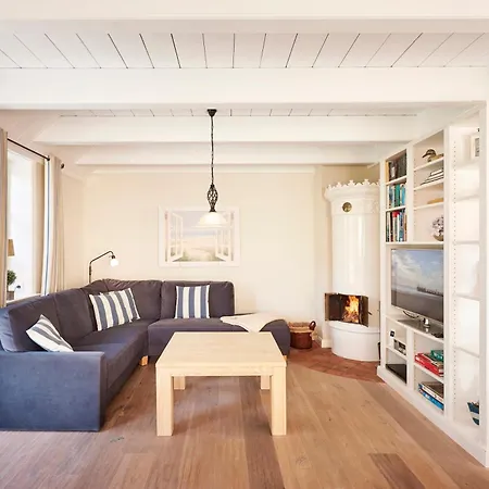 Reethues Maj - Links