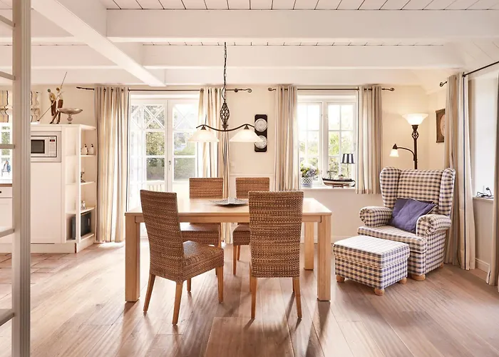 Semesterbostad Reethues Maj - Links Utersum